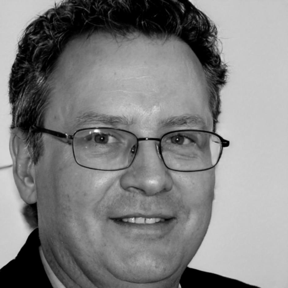 Portrait de Thibault Rousseau, expert en analyse financière